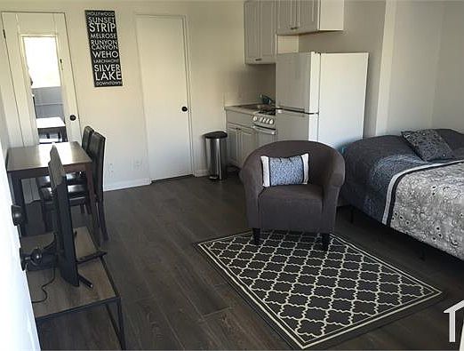 1st image of 3620 W 1st St APT 4