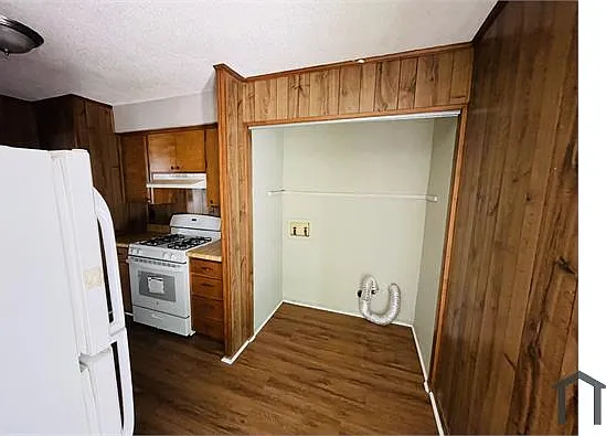 2961 Moorcroft Dr — Photo 7