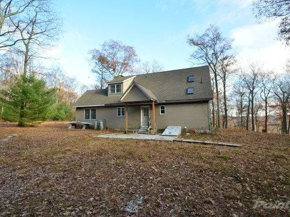185 Winky Ln, Saylorsburg, PA 18353
