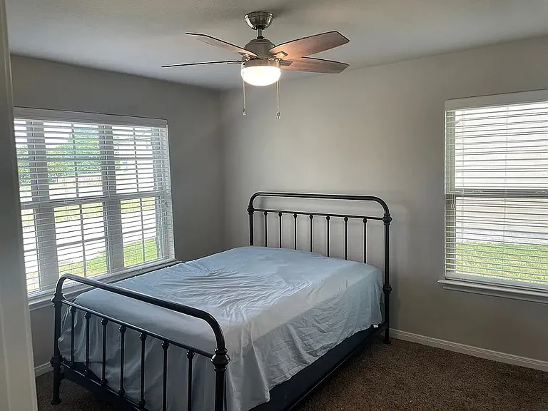 5317 Othello Dr — Photo 25