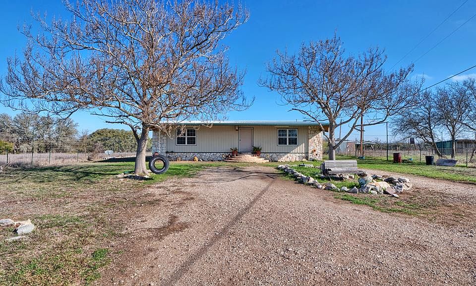 1st image of 478 Kristen Ln