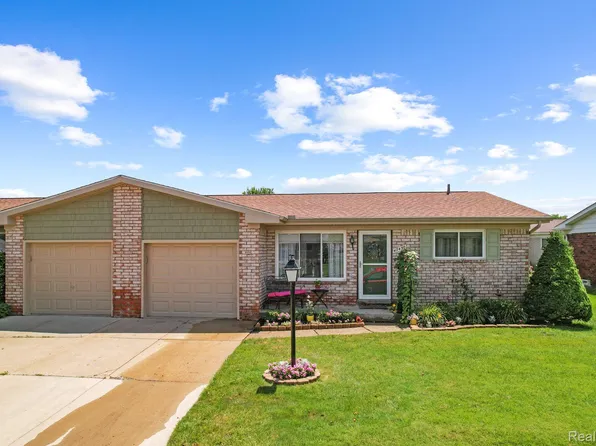 47450 Lizabeth Dr, Chesterfield, MI 48047