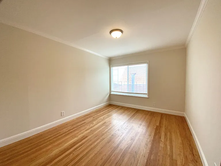 1175 Clayton St — Photo 11