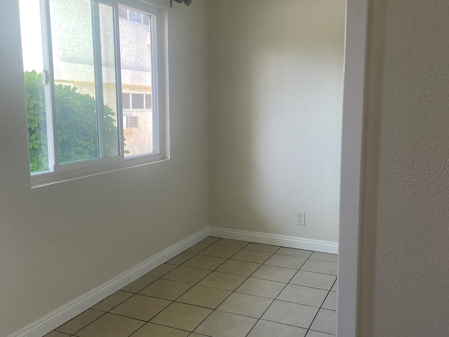 2 bed, 762 sqft, $2,275 — Photo 3