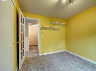 635 SW 6th Ct, Portland, OR 97219