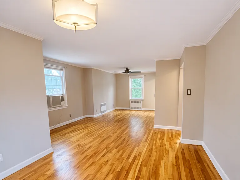 9 Virginia St #2 — Photo 2