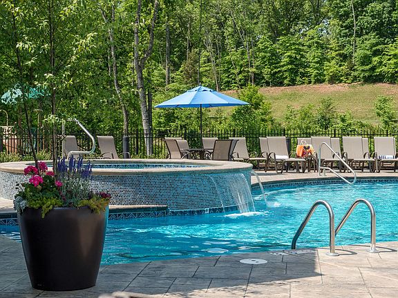 2nd image of 200 Reserve Blvd #210-401