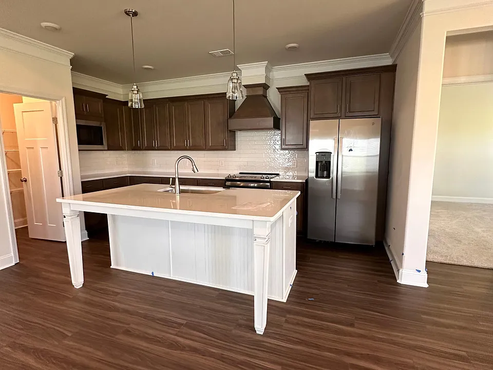 811 Harley Farms Dr