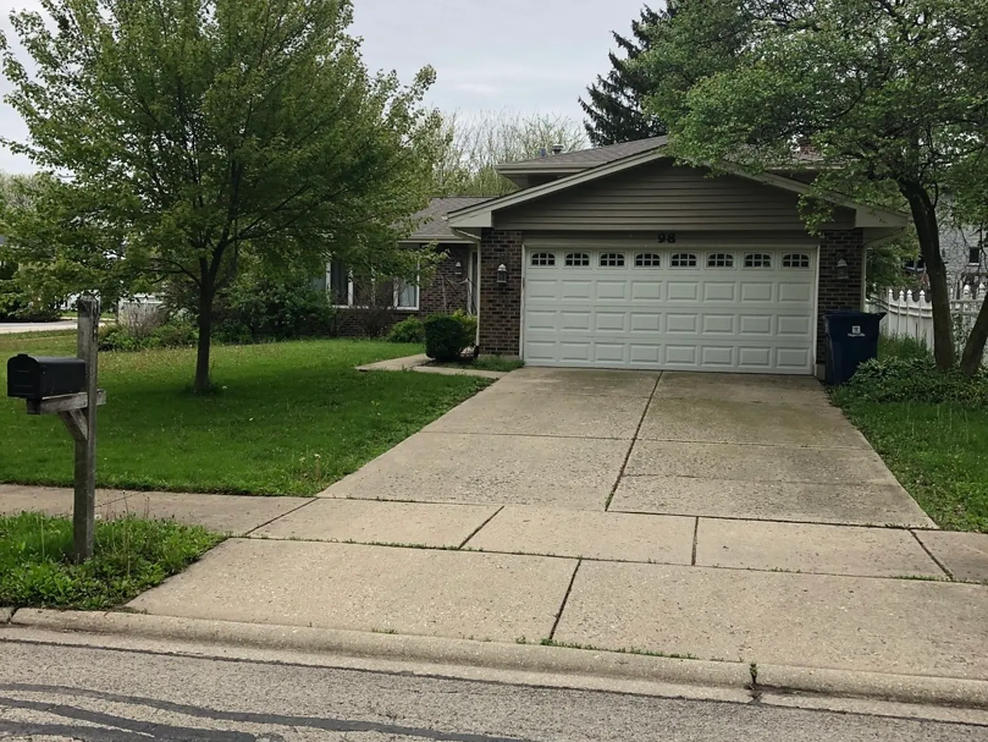 98 Quail Hollow Ct photo 1