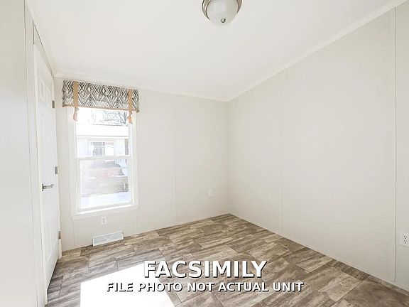 4th image of 9 Sargent Place #35