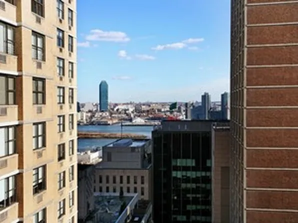 310 East 46th Street image 1 of 5