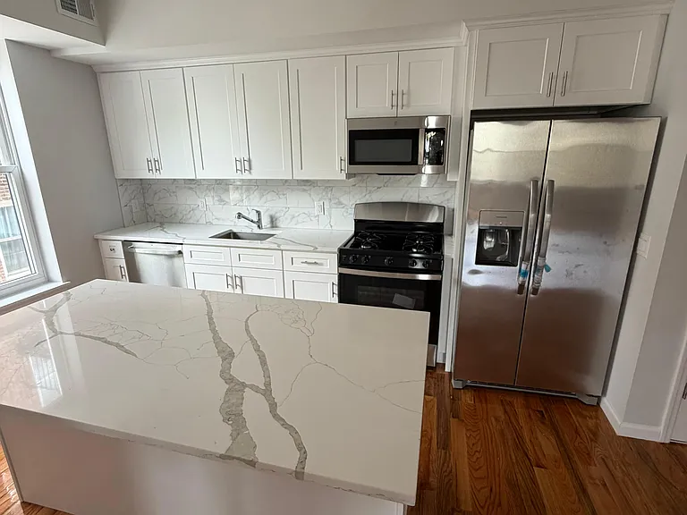 181 Munn Ave #3 — Photo 1