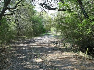 3207 Ullrich Rd, Carmine, TX 78932