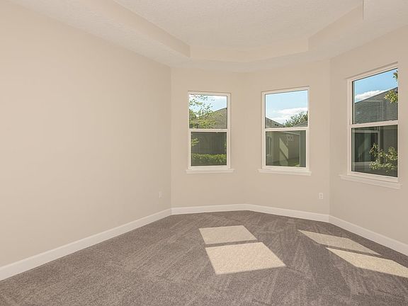 5th image of 1372 Hayton Ave