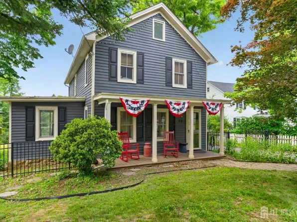 79 W Main St, Mendham, NJ 07945