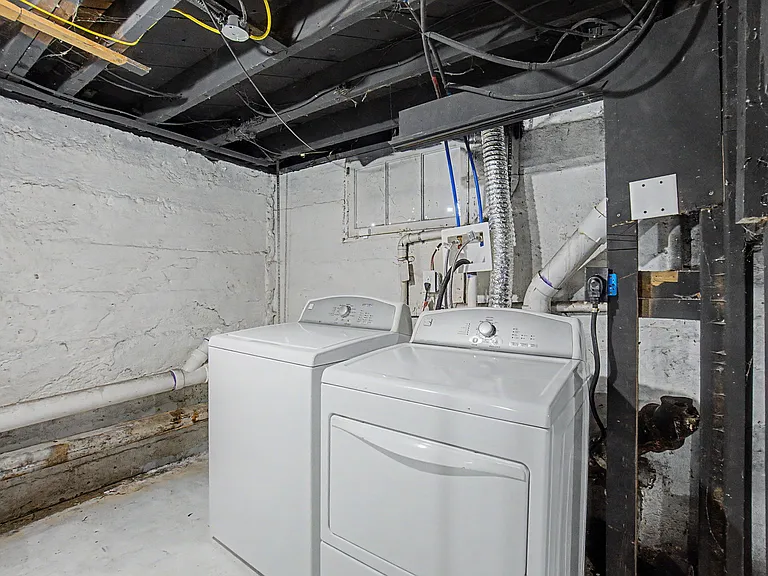 2600 Wayne Ave — Photo 9