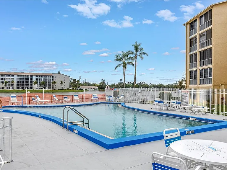 3500 Lake Bayshore Dr #K101 — Photo 34