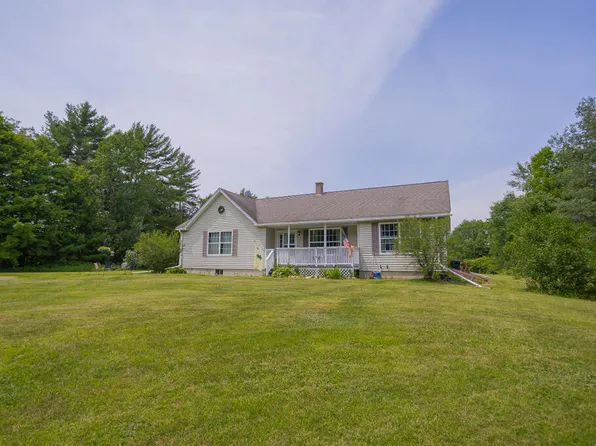 108 Rue Petite Lane, Farmington, ME 04938