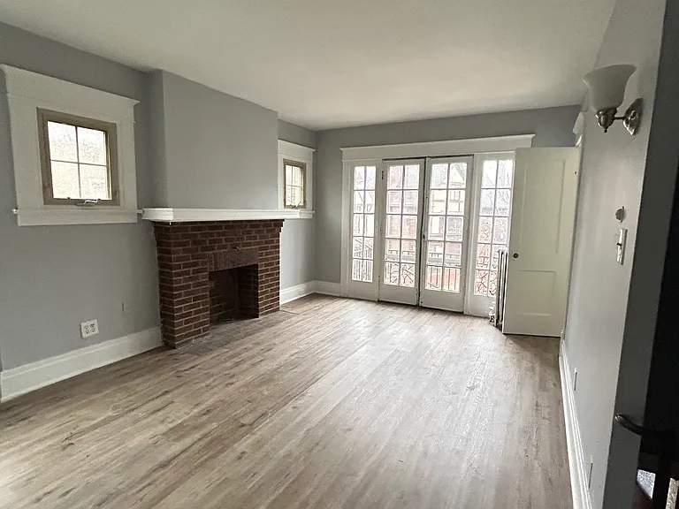 Jersey Apartments — Photo 5
