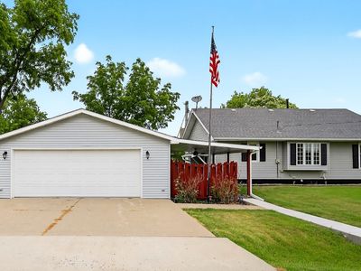 315 SE 2nd St, Melcher, IA, 50163