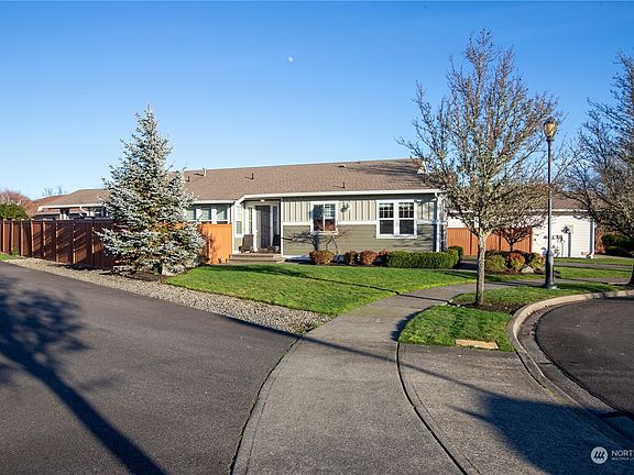 2nd image of 7924 Marietta Court NE
