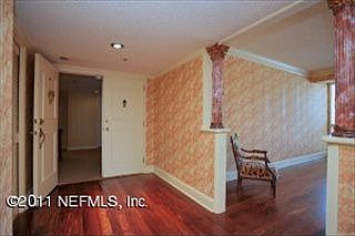 5th image of 505 Lancaster St APT 2C