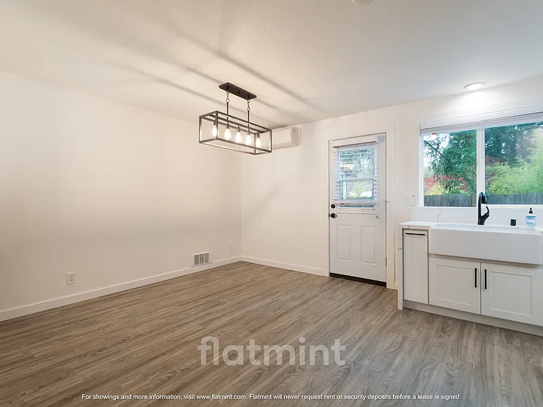 20005 25th Ave NE #A — Photo 10