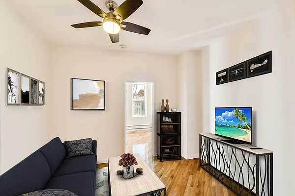 Rented by Oxford Property Group | media 7