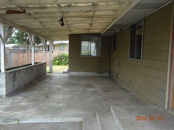 3rd image of 10433 Rowland Ave SW