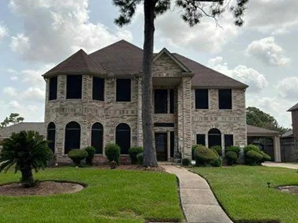 206 Magnolia Grove Ln, Houston, TX 77049