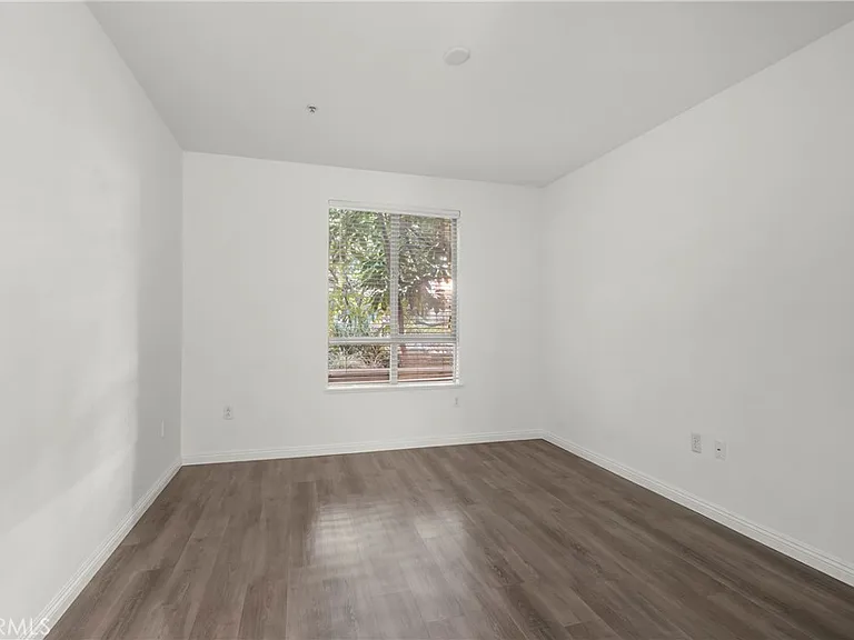 100 S Alameda #159 — Photo 22