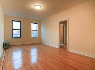 3206 29th St APT 2J, Astoria, NY 11106