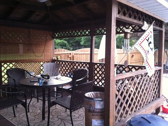 4th image of 843 Canna Cir
