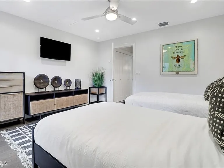 27052 Kindlewood Ln — Photo 21