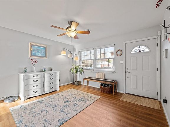 5th image of 212 Larissa Dr