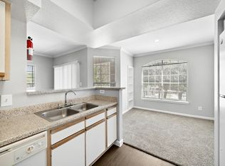 15100 Ella Blvd #905, Houston, TX 77090