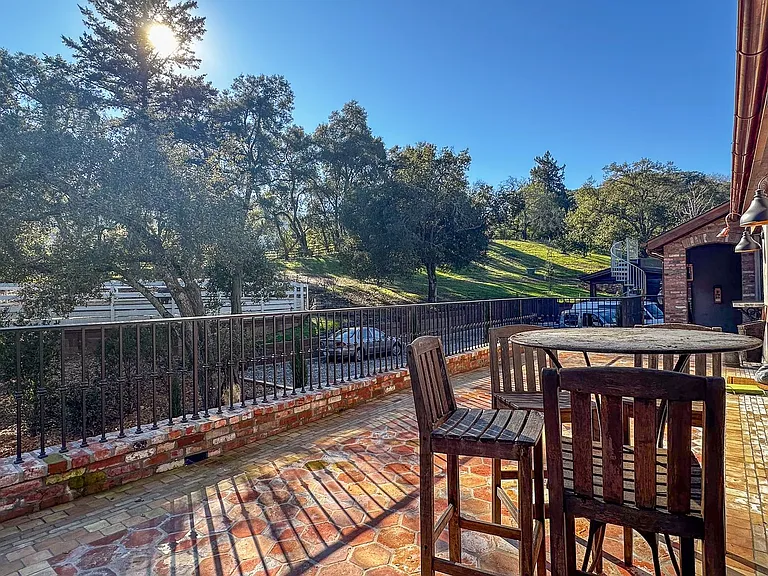 19802 Old Santa Cruz Hwy — Photo 17