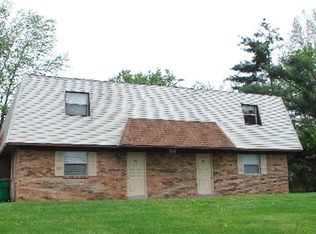 201 Lee Dr #C, O'Fallon, IL 62269