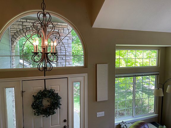 4th image of 2366 Sandpiper Dr