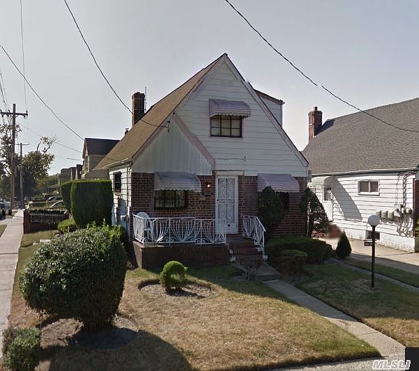 1st image of 20020 120th Ave