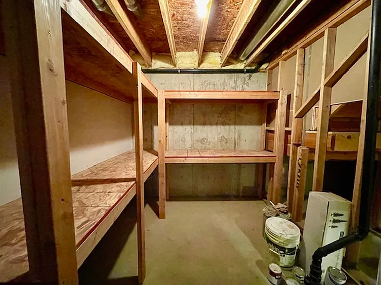 6356 Secrest St — Photo 31