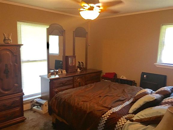 5th image of 1325 Wisteria St