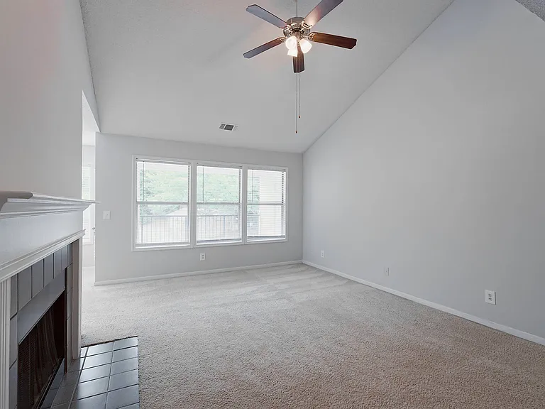 Cambridge Park Apartments — Photo 99