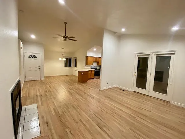 Building Photo - 1215 S Slate Canyon Dr