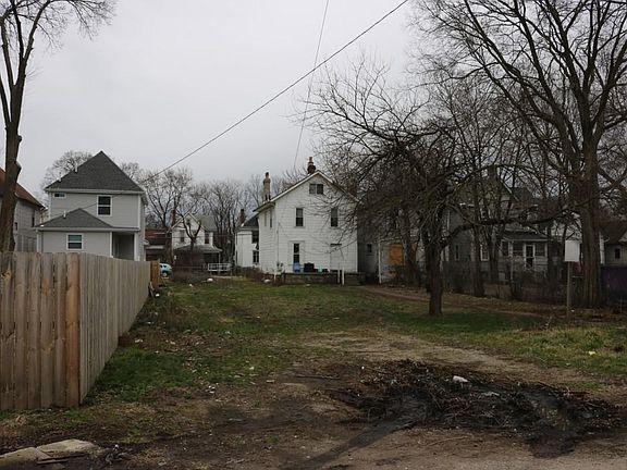 4th image of 69 N Central Ave #71