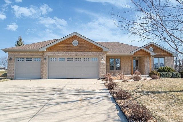 1st image of 21119 S Wooded Cove Dr