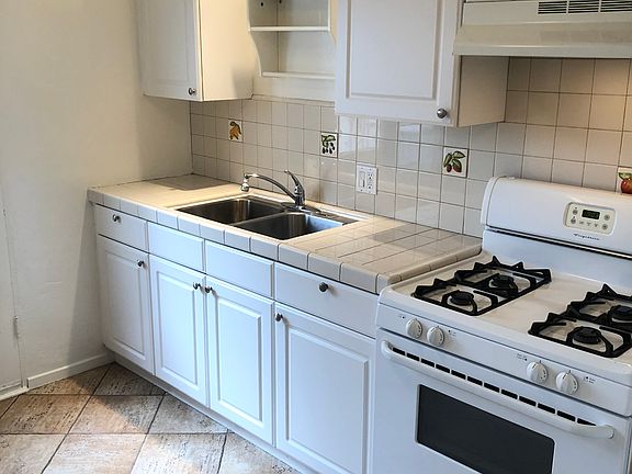 4th image of 1103 16th St #1103