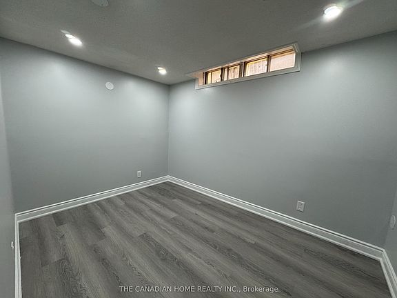 5th image of 64 Somerset Dr #Basement