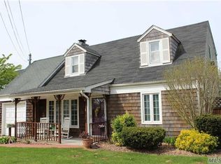 47 Nearwater Ave, Massapequa, NY