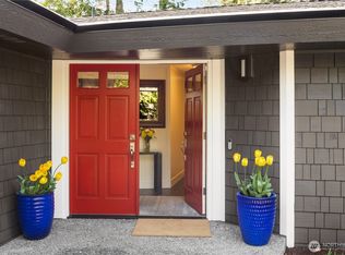 9525 Mercerwood Drive, Mercer Island, WA